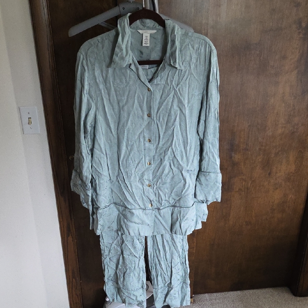 H&M Light Blue Button-Up Set (Daywear)
